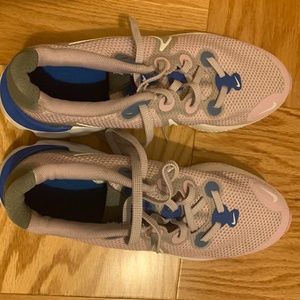 Big Girls Nike Renew Run